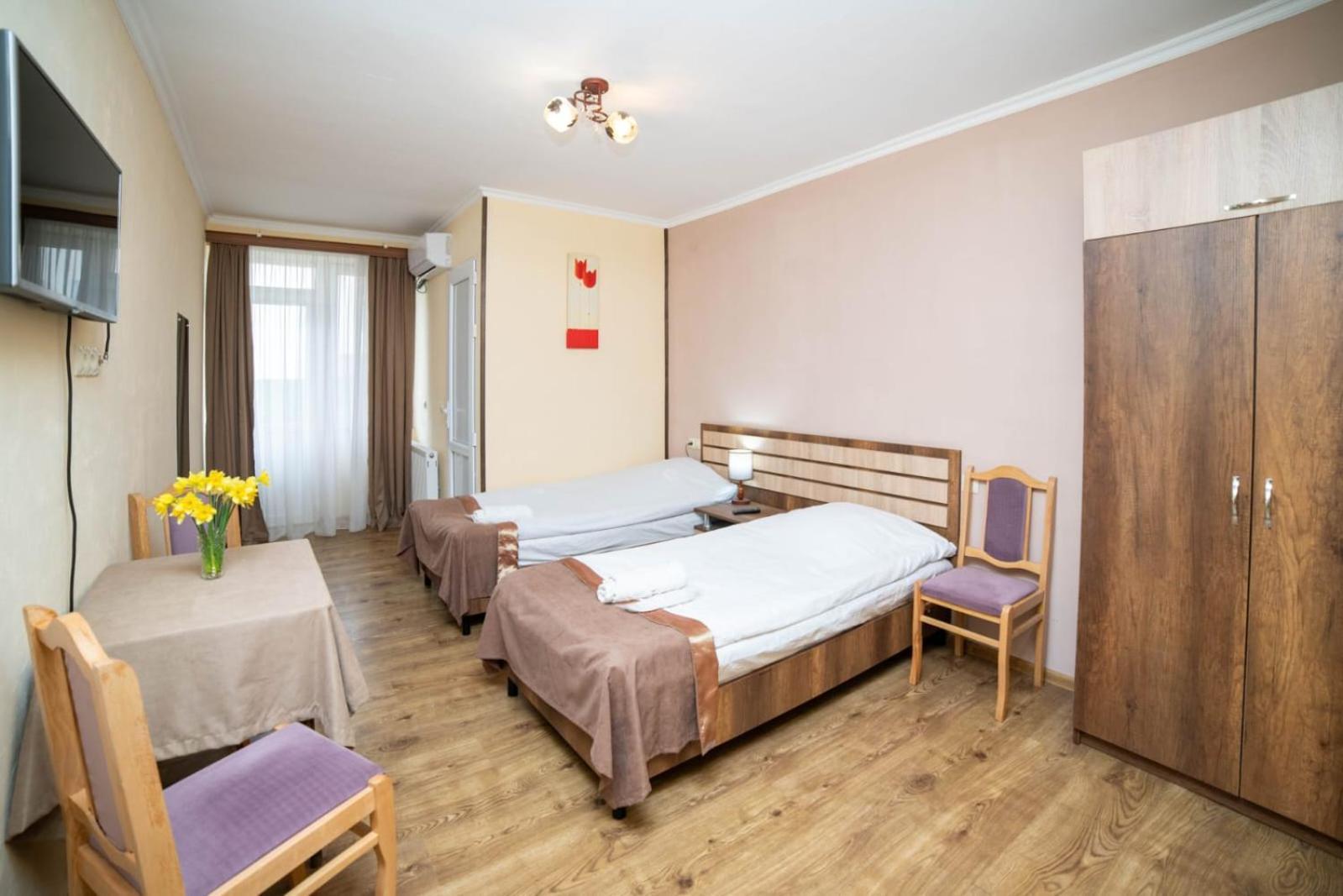 Guest House Kavkasioni 33 تأيلافي المظهر الخارجي الصورة